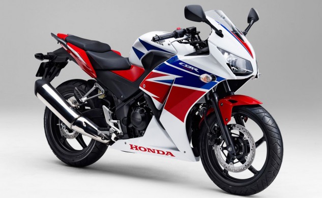 2014-honda-cbr250r-1