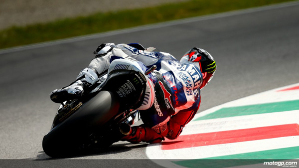 Knee Down atau Knee Drag Gaya Balap Modern Siapa Pertama Melakukannya...??? 4 jorge-lorenzo-knee-down