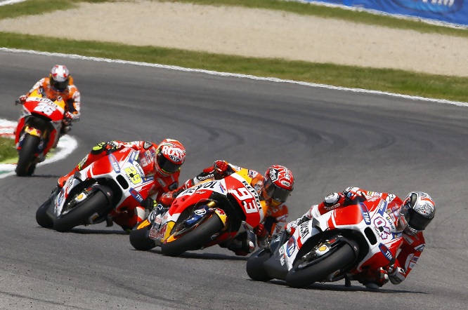 Nih Dia Fakta-Fakta RC213V Masih menyimpan 'Power' Tersembunyi,Yamaha Kudu Waspada! 1 Dovizioso-Marquez-Iannone-Pedrosa-Mugello-2015