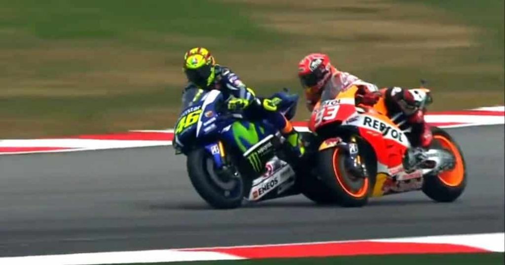 Rivalitas Valentino Rossi dan Marc Marquez Akan Dijadikan Serial TV! 3 Rivalitas Valentino Rossi dan Marc Marquez Akan Dijadikan Serial TV- motogp
