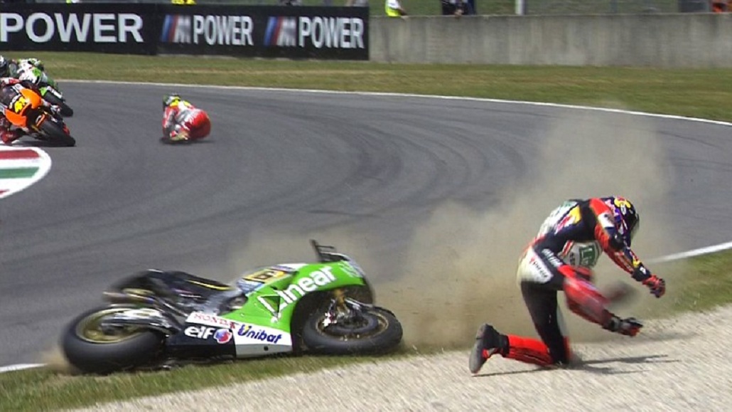 Bradl and Crutchlow crash