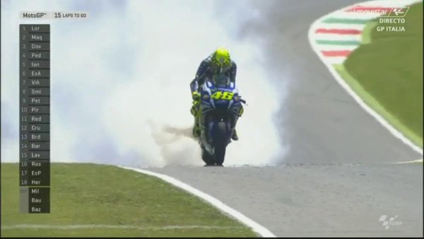 Ada Apa Dengan Engine Valentino Rossi dan Yamaha..? 1 mesin m1 rossi rusak