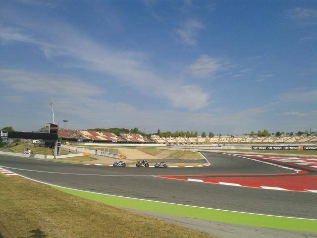 Jorge Lorenzo : Akibat Modifikasi Tikungan 12 dan 9 Honda Lebih Lincah, Yamaha Kesulitan...!!! 2 Tikungan baru Catalunya salom Luis crash