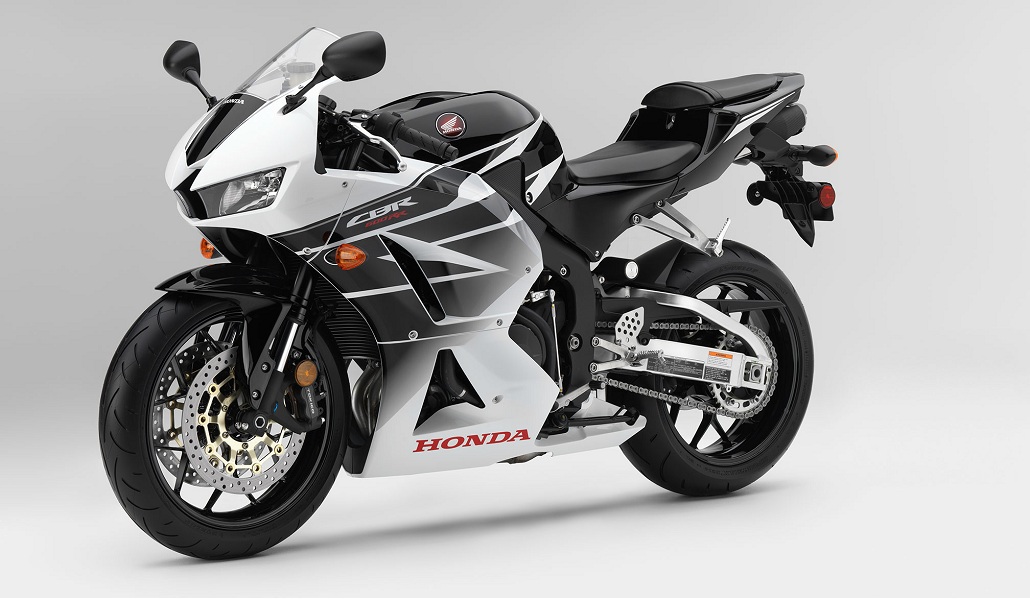 Honda CBR600RR Siap Hadir Kembali Dengan Teknologi Baru ! 1 2016 Honda CBR600RR