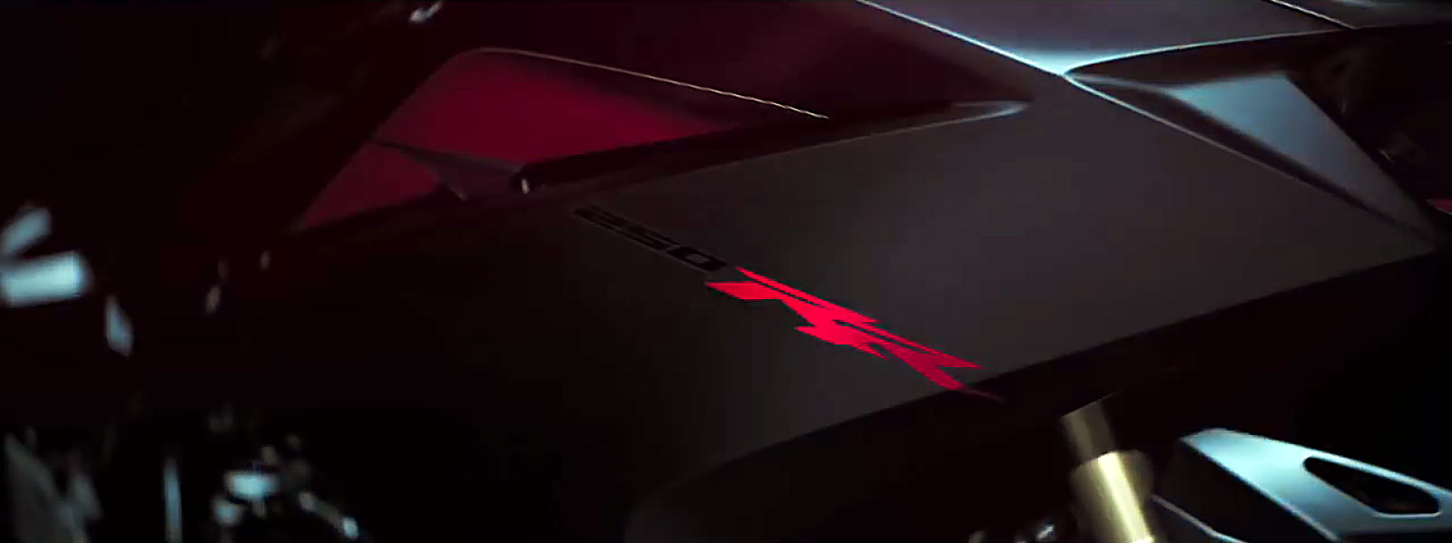 Lawan Ninja 250...Honda CBR250RR... "Mengingatkan Yang Lupa" Akan Super Sport Honda ini...!!! 1 2017-honda-cbr250rr-teaser
