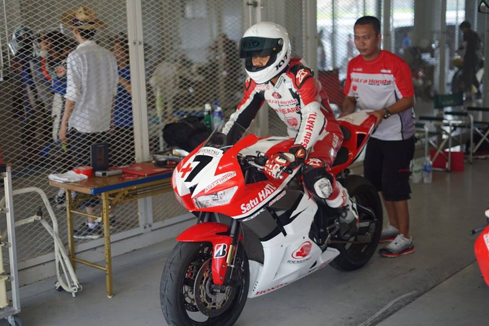 Dimas dan Gerry Salim ikuti ajang Suzuka 8 Hours... Mantabbb 1 AHRT
