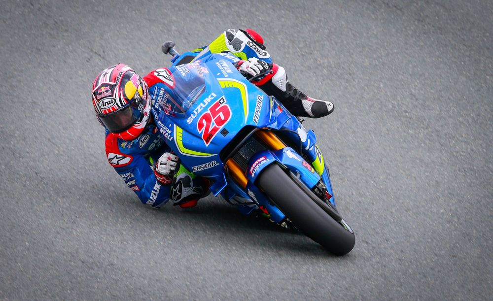 Maverick Vinales Jatuh bangun namun tetap Gigih...