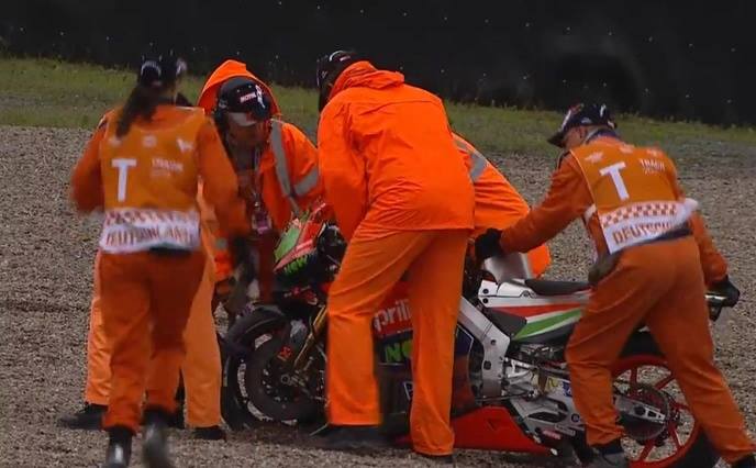 Tikungan 11 Sachsenring = Tikungan Pokemon...!!! Kenapa Begitu "Keramat"...??? 1 Stefan Bradl Crash Turn 11 pokemon