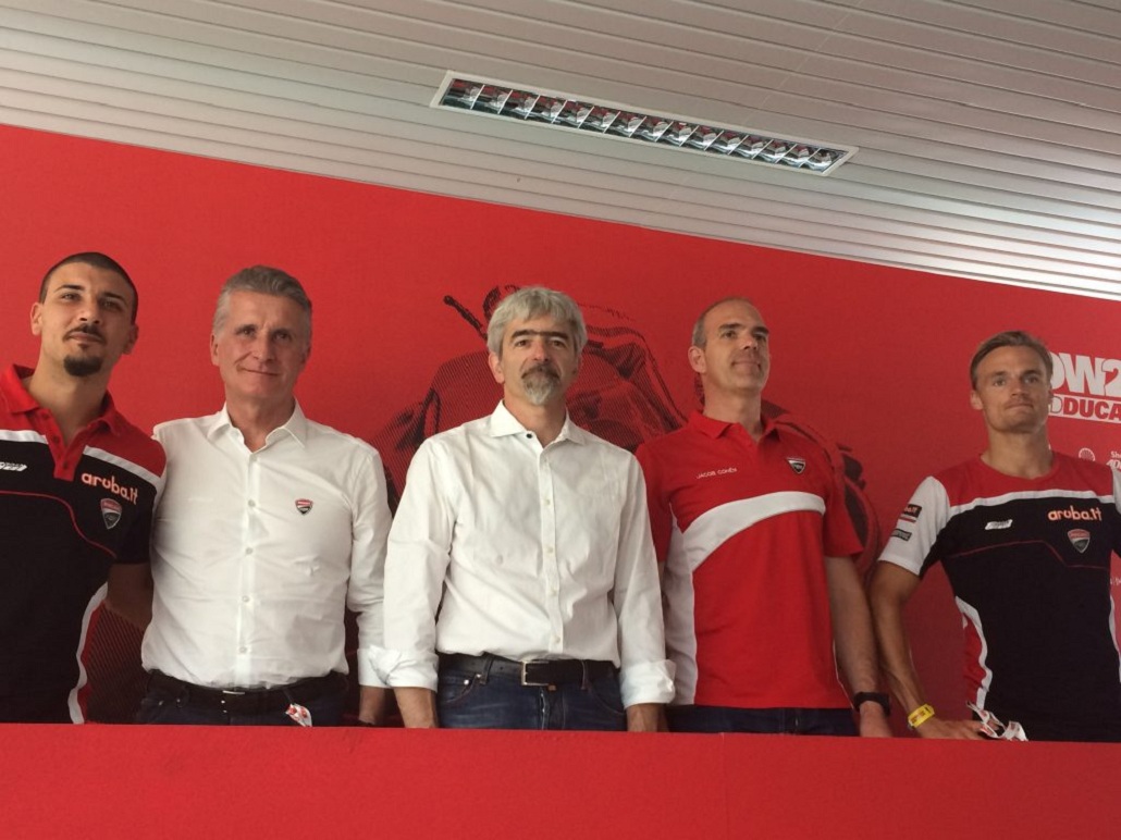 Ducati-Corse-WorldSbk_ ducati-sport-paolo-ciabatti