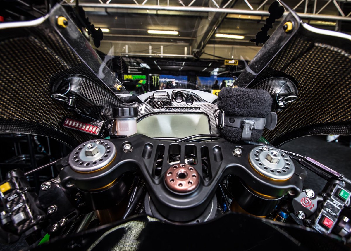 Debat Seru....Ketika Para Boss Tim Balap MotoGP Berbicara...!!! 6 Kokpit motogp dashboard