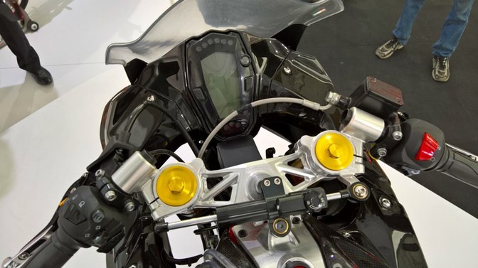 TVS Akula Concept Superbike Apache RTR 300