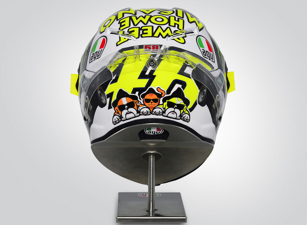 "Blues Brothers" Walau Tidak Menang Tapi Cukup Menghibur... 3 rossi-helmet-rear