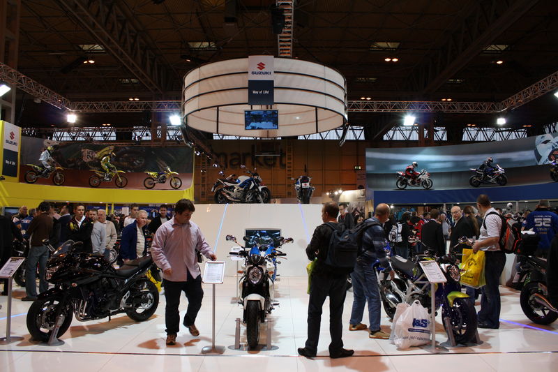 Di NEC motorcycle show Suzuki akan pamer Motor Legenda Barry Sheene 1 barry-sheene-nec