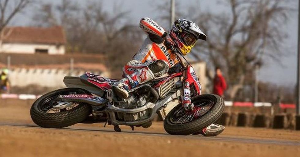 Marc Marquez Lebih Suka Jatuh dengan Motorcross 4 Marc Marquez Superprestigio