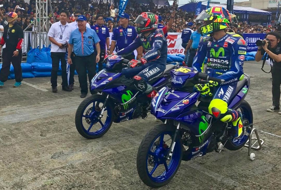 Foto Tour Asia : Valentino Rossi dan Maverick Vinales Geber Yamaha "Jupiter MX" ..!!! 7 Rossi Vinales Yamaha Philipina 7