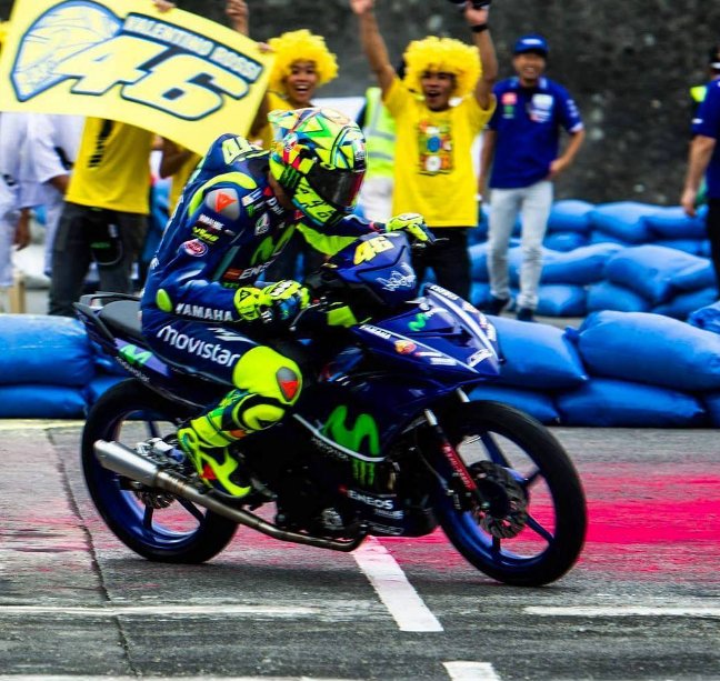 Foto Tour Asia : Valentino Rossi dan Maverick Vinales Geber Yamaha "Jupiter MX" ..!!! 10 Valentino Rossi Jupiter MX 2017 Philipina