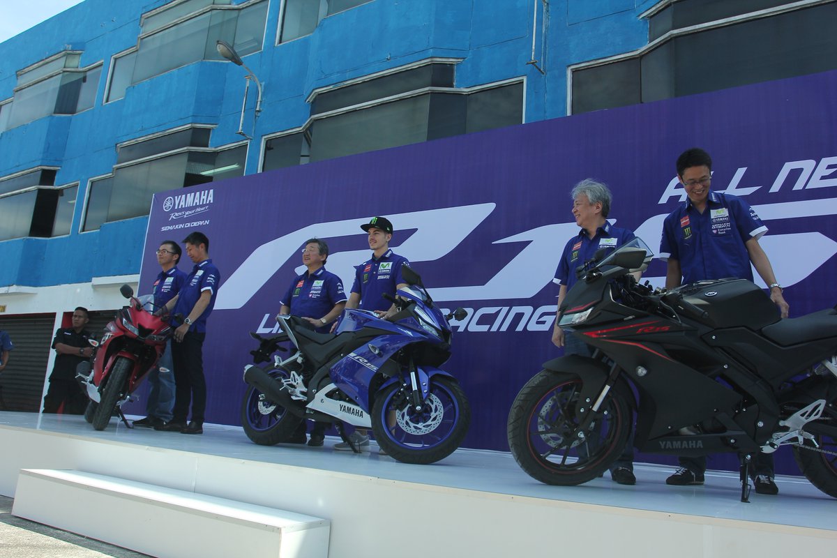 Galery New Yamaha YZF R15 2017 Keren broo...Pelototi Lekuk Tubuhnya..Asyoi Pakde... !!! 11 Yamaha R15 2017 1