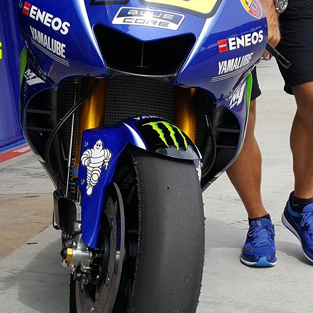 Yamaha YZR M1 2017 winglet