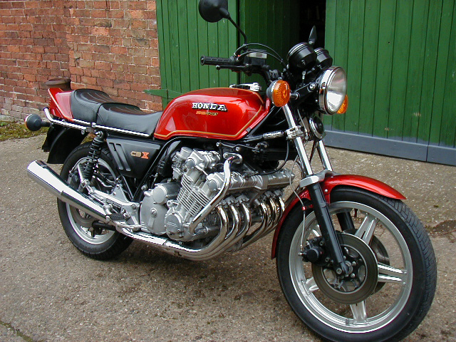 Honda CBX1000 Enam Silinder Memakai Part Hayabusa, Harley dan GSX-R 2 Honda CBX1000