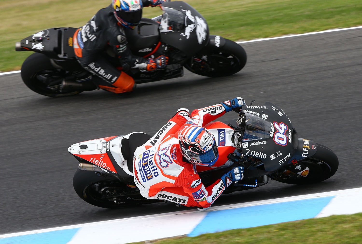 Ducati GP17 Lebih baik dari GP16, Tapi Kenapa Pembalapnya Mengeluh ? 1 Dovi Ducati GP17