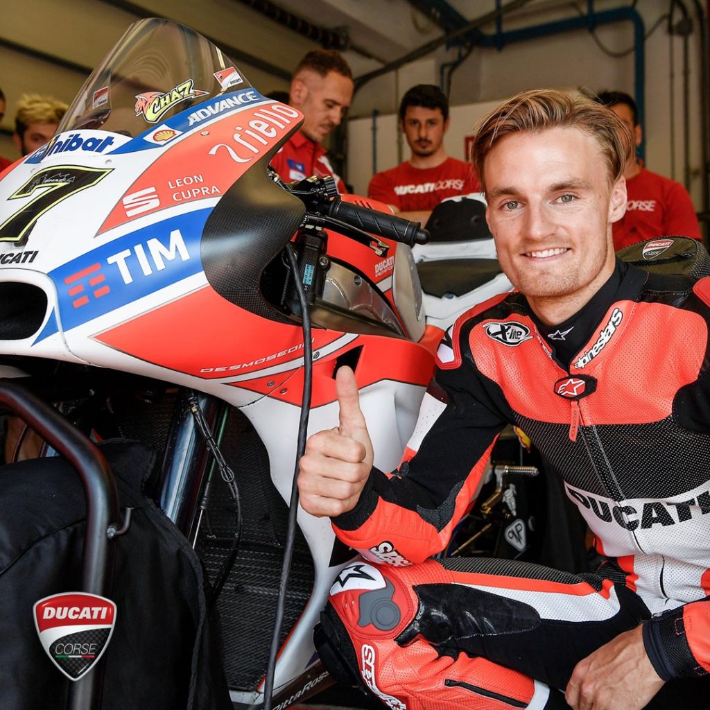 Filosofi Nan Cerdik dari Ducati: Dari MotoGP ke WSBK dan Motor Produksinya 2 Chaz Davies 2