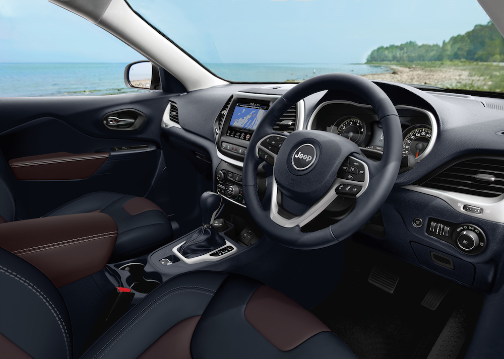 Jeep Cherokee Limited Edition Hanya tersedia 50 unit 1 Cherokee Limited Edition 1