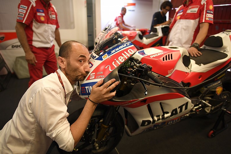 Inilah Rahasia "Cerdik" Yang Membuat Dovizioso Juara dengan Motor Ducati 1 Ducati Claudio Domenicali Autosport com