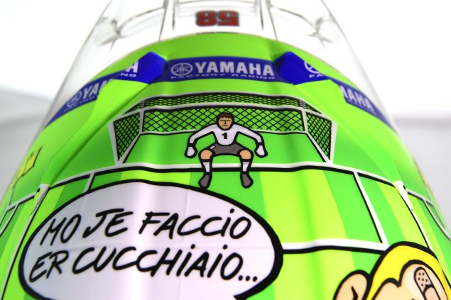 Helm AGV Valentino Rossi Mugello 2017 8