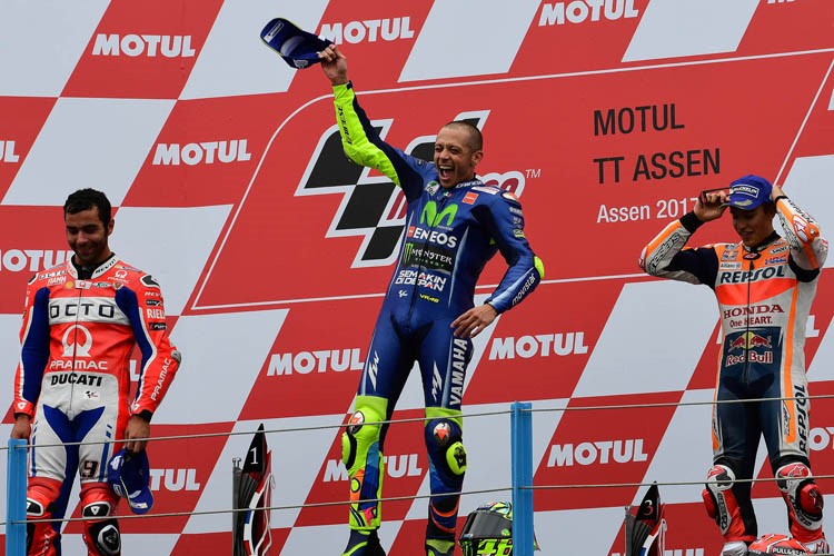 Kata Boss Honda, Valentino Rossi Memberi Kejutan Lagi 2 Valentino Rossi Tua assen Foto speedweek