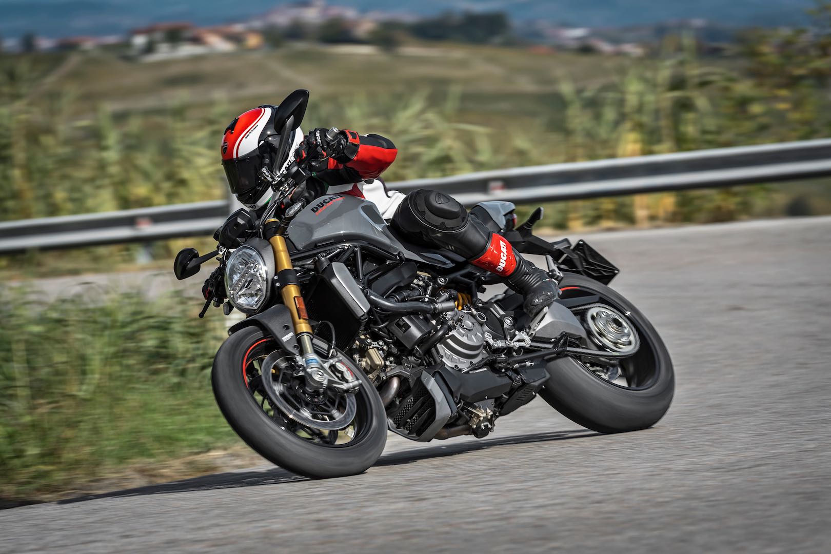 2017 ducati monster 1200 s