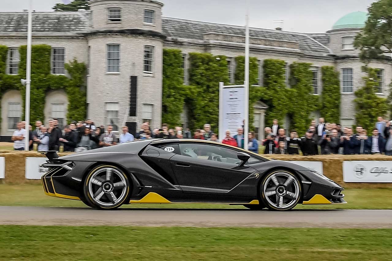 Model Terbaru Lamborghini, Tercyduk 2 Acara Goodwood Festival of Speed memunculkan Lamborghini Cantello dan Coupe