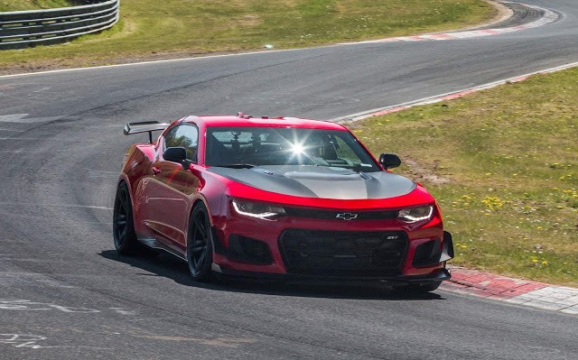Chevrolet Camaro ZL1 3