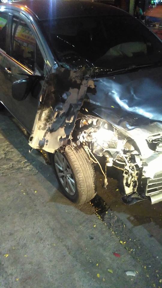 Kecelakaan Motor dan ertiga