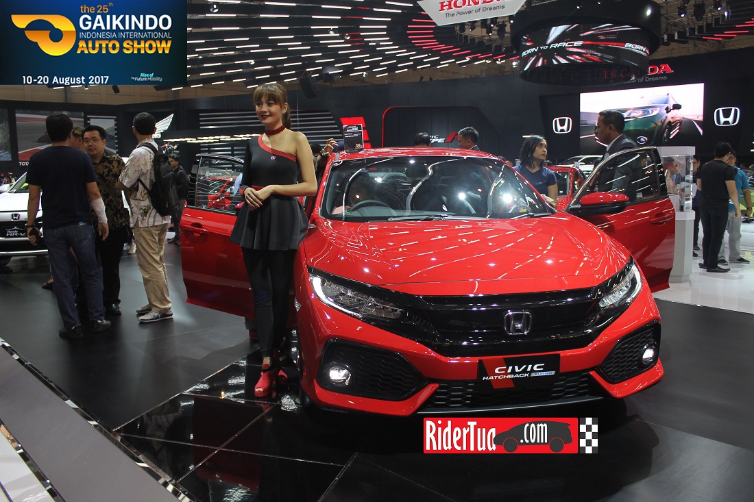Inilah Pemenang Mobil Paling Favorit di GIIAS 2017 1 Civic Hatchback GIIAS 2017