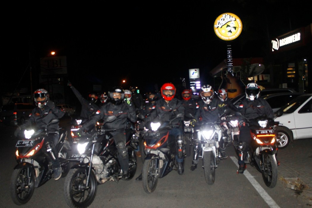 Sambut HUT RI, 16 Rider-Blogger-Vlogger Surabaya Touring ke Makam Bung Karno di Blitar 2 Touring Kemerdekaan 1 Copy