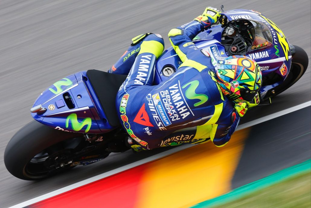 Dipermalukan Marquez Dua Kali, Kenapa Valentino Rossi Lambat Masuk Pit Stop?