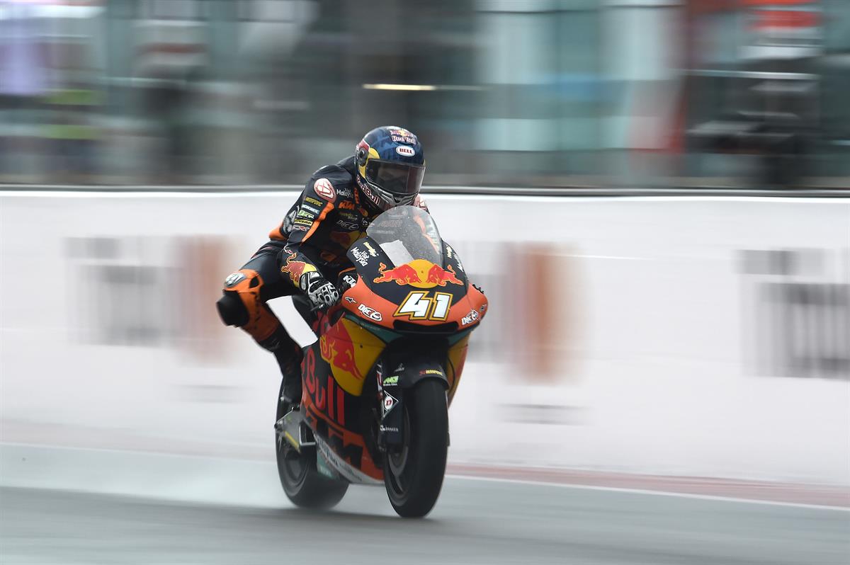KTM MotoGP Dapatkan Banyak Point di San Marino GP! 2 Brad Binder KTM Moto2 Misano World Circuit 2017