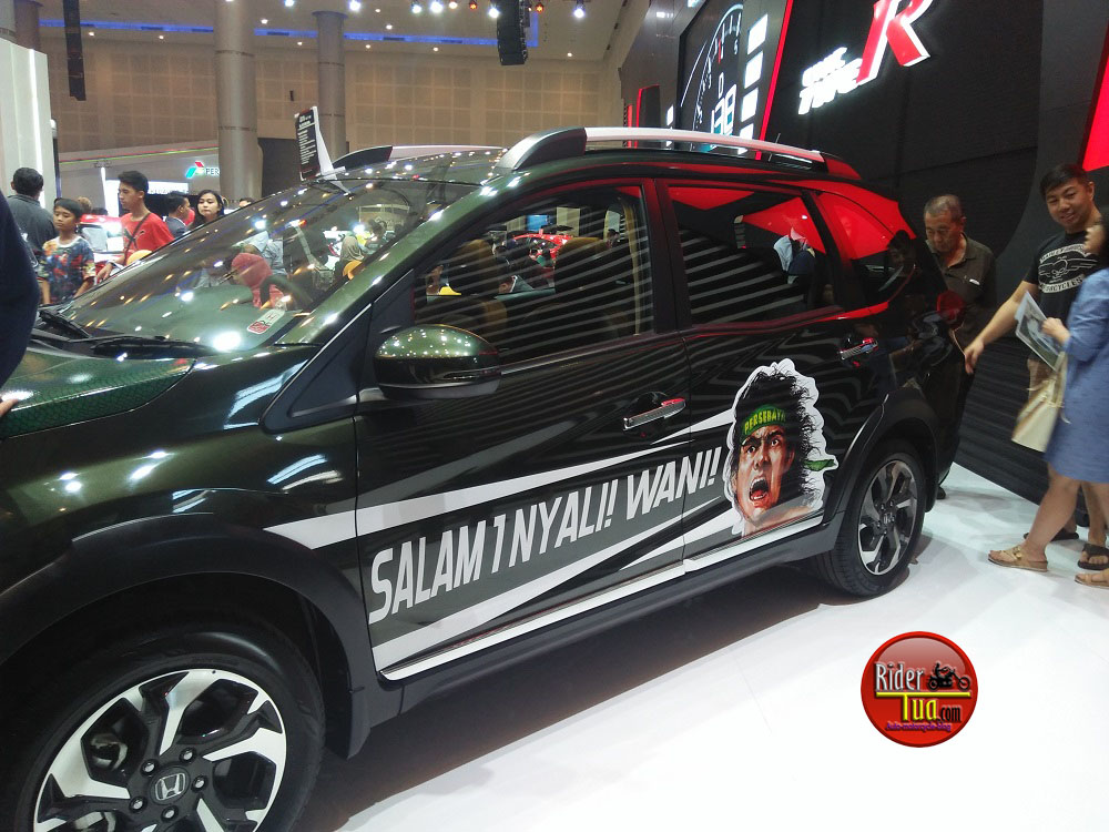 Honda BR-V Edisi Khusus Bonek Persebaya...Mantap Cak ! 1 Honda BRV Bonek Edition