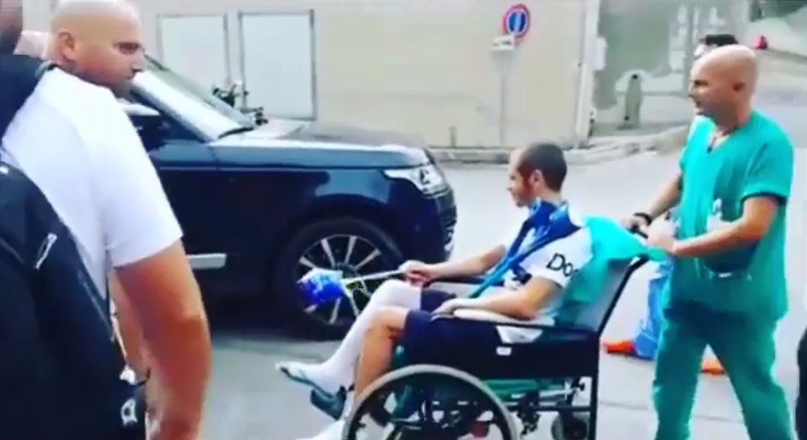 Valentino Rossi kaki patah 5