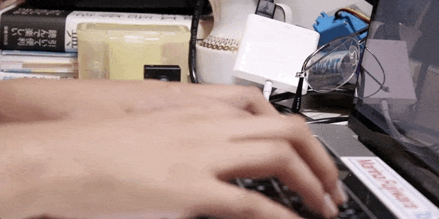 Robot Penyemangat Kerja Bagi Blogger dan Pekerja Kantor, Tabok Uang !!! 1 sensor robot