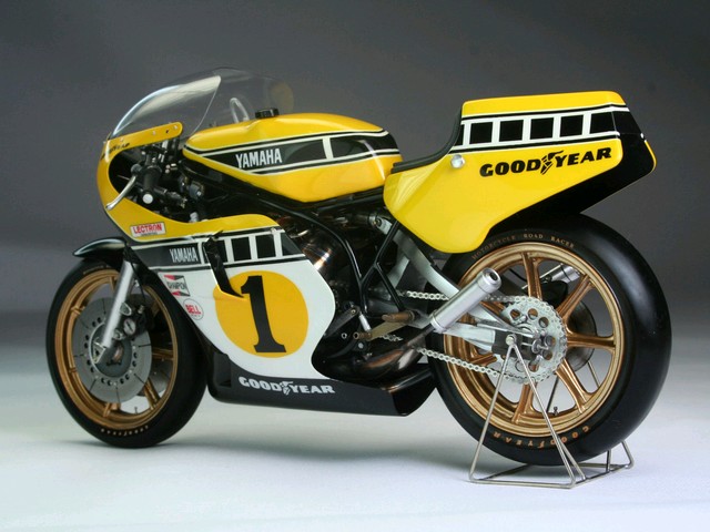YAMAHA YZR500 (1978) dengan Yamaha Power Valve System (YPVS) 3 1978 YAMAHA YZR500 (OW35K)