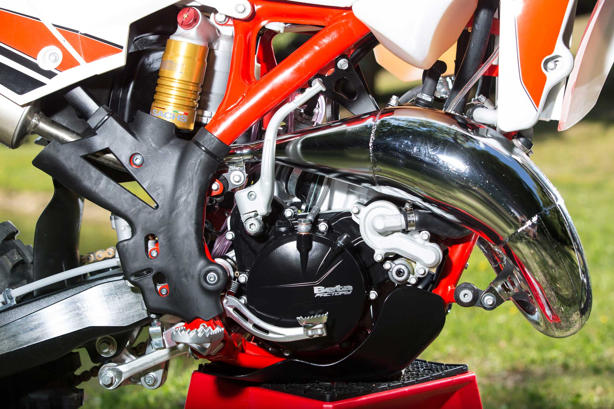 2018 BETA 125 RR 2-Stroke, Buatan Italia Masih Karbu, Si Mungil Yang Beringas !!! 4 2018 Beta 125RR 2-Stroke