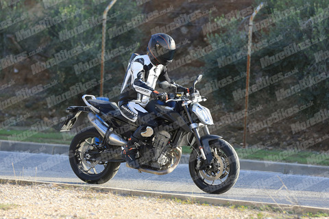 Penampakan 2018 KTM Duke 790 .. Supisut..!! 4 2018 KTM Duke 790