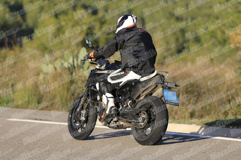 Penampakan 2018 KTM Duke 790 .. Supisut..!! 6 2018 KTM Duke 790