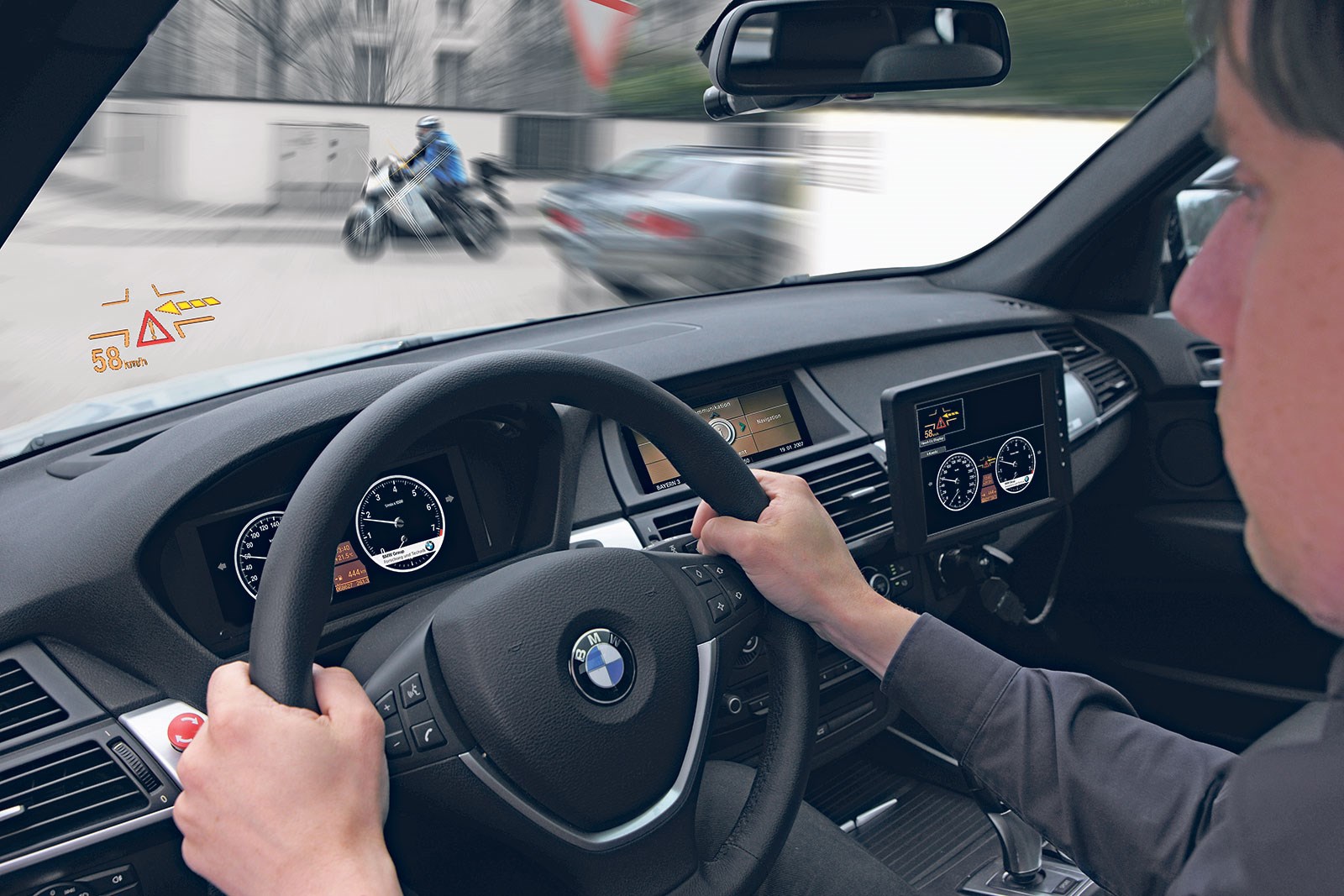 BMW, Honda dan Yamaha Bekerjasama Buat Teknologi Sepeda Motor Pintar 4 BMW -Conected ride