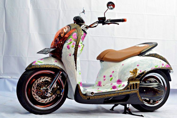 Ketika Keris Pusaka Nogo Sosro Menjelma Menjadi Motor Skutik 1 Honda Scoopy Nogo Sosro