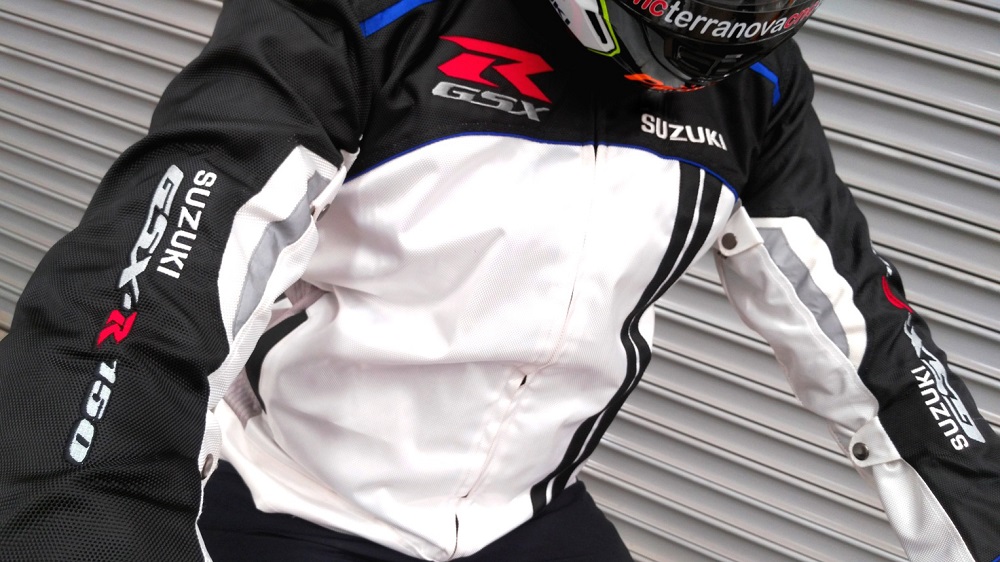 Jaket Keren Untuk Setiap Pembelian Suzuki GSX-R150 dan GSX-S150 3 Jacket Suzuki GSX