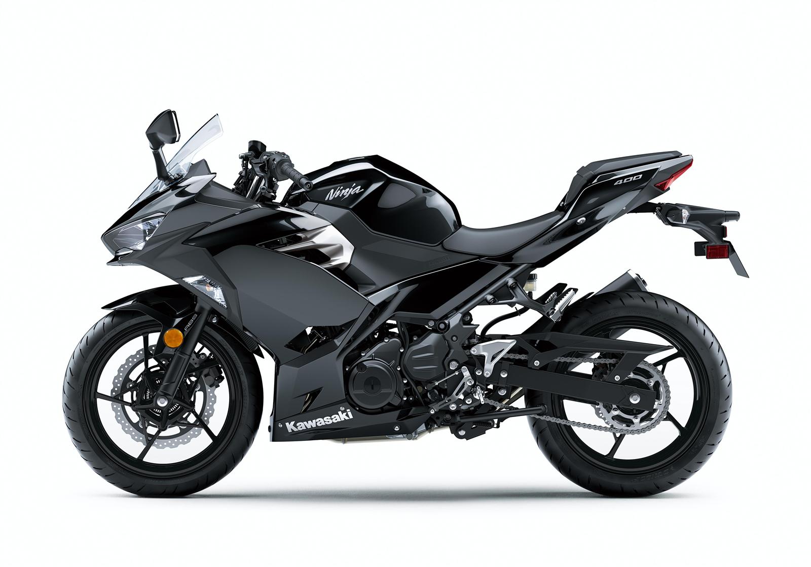 Spesifikasi All New 2018 Ninja 250R Power 39 PS @ 12,500 rpm 3 Kawasaki All New 2018 Ninja 250- 400