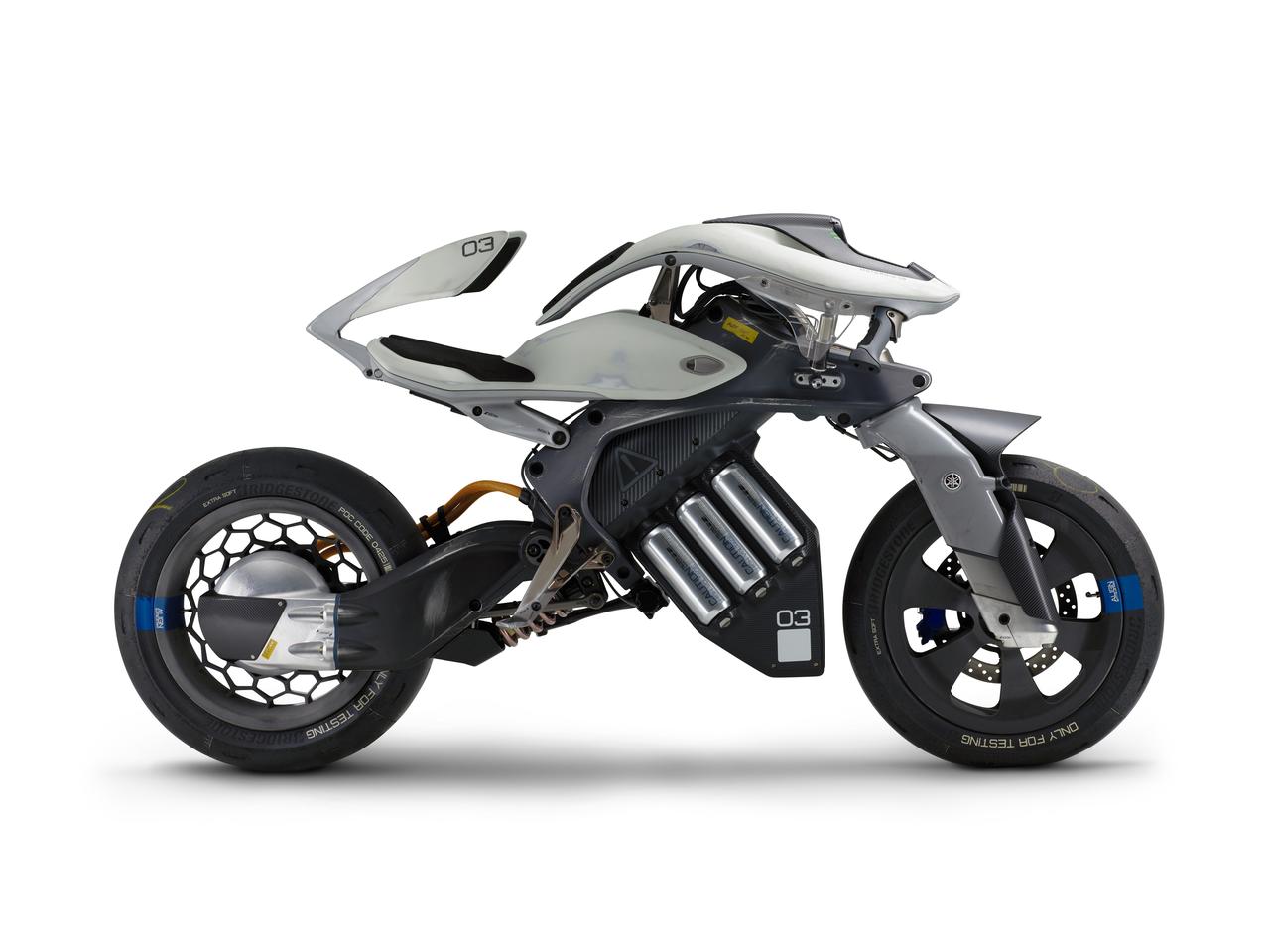 Yamaha MOTOROiD Akan Tampil di Tokyo Motor Show... Masih Rahasia ! 4 Yamaha - MOTOROiD