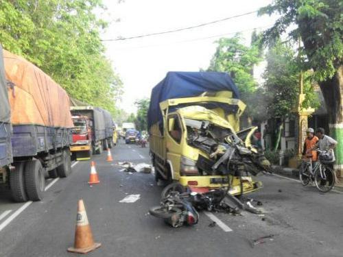 Inilah 3 Besar Daerah di Indonesia Dengan Angka Kecelakaan Tertinggi, Jawa Timur Tertinggi Cak ! 1 Inilah 3 Besar Daerah di Indonesia Dengan Angka Kecelakaan Tertinggi, Jawa Timur Tertinggi Cak !